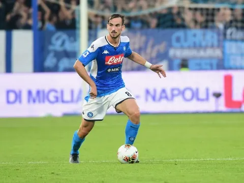 Tranh "siêu tiền vệ" cùng châu Âu, PSG quyết tâm củng cố khu trung tuyến