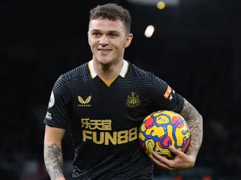 Tân binh khẳng định không gia nhập Newcastle vì tiền