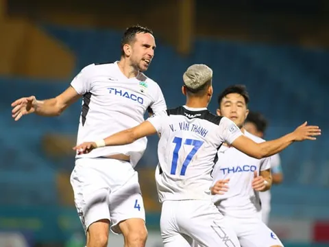 "Trò cưng" thầy Park nổ súng, HAGL vẫn thua đậm Viettel tại Hàng Đẫy