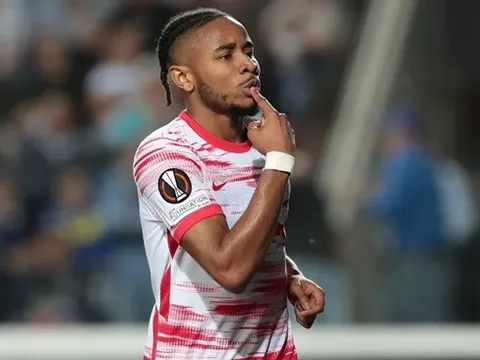 Trở thành số một tại Bundesliga, Nkunku gửi màn chào hàng giá trị đến châu Âu