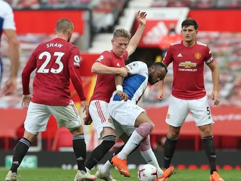 Trong 1 đêm, Man Utd nhận 3 nỗi buồn "đau thấu xương"