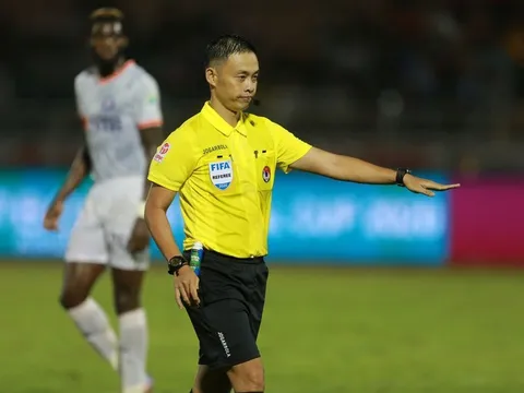 Trọng tài FIFA Ngô Duy Lân lại bị "treo còi"