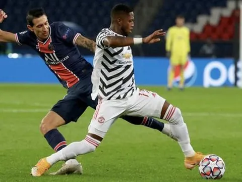 Troy Deeney: "Cầu thủ ấy của Man Utd mất bóng đến 3, 4 lần trong 1 trận"