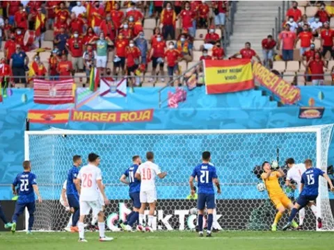 TRỰC TIẾP Slovakia 0-5 Tây Ban Nha (KT): La Roja vào vòng trong