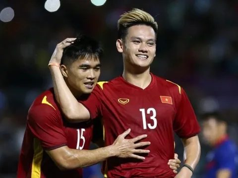 TRỰC TIẾP Việt Nam 4-0 Singapore: Tuyển Việt Nam giành chiến thắng đậm (KT)