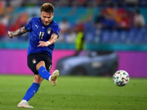 TRỰC TIẾP Ý 3-0 Thụy Sĩ: Immobile lập công (KT)