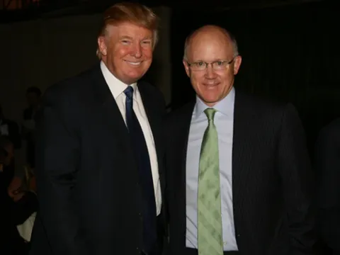 Bạn thân Donald Trump tự tin mua được Chelsea và giải quyết vấn đề đáng lo nhất thời hậu Abramovich