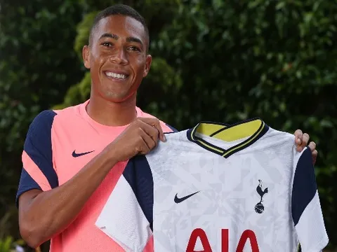Trước khi đến Tottenham, "sát thủ 38 triệu" suýt đã giải nghệ