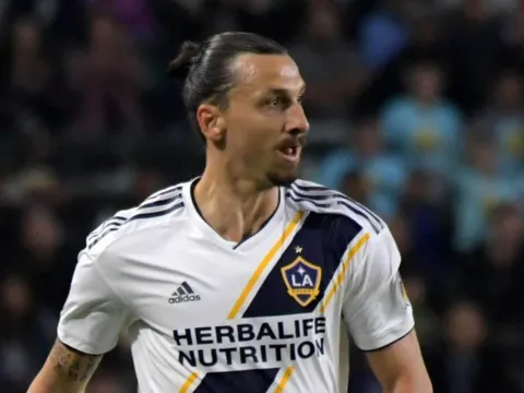 Trước ngày chia tay, Ibrahimovic vẫn được MLS vinh danh
