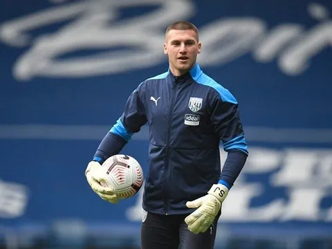 Trước ngày trở lại Old Trafford, Johnstone tiết lộ tin nhắn ý nghĩa của De Gea