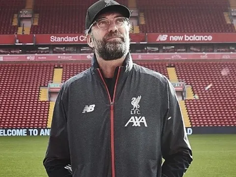 Trước Super Sunday, Berbatov đưa dự đoán khiến Liverpool mát mặt