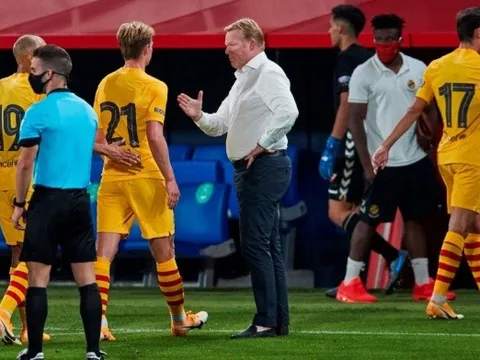 Từ chối Aguero, Koeman thà đón “kẻ bị Man Utd hắt hủi” về Barca