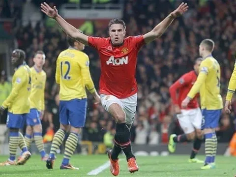 Từ Van Persie tới Xhaka, những thủ quân làm "vấy bẩn" màu áo Arsenal