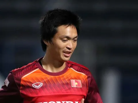 Tuấn Anh tập riêng, bỏ ngỏ khả năng ra sân trận Malaysia