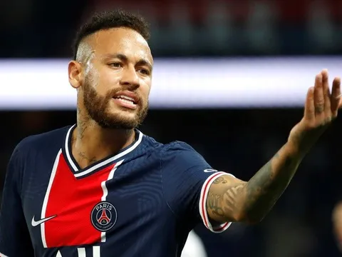 Neymar đánh đối thủ, Tuchel nói ngay 1 câu