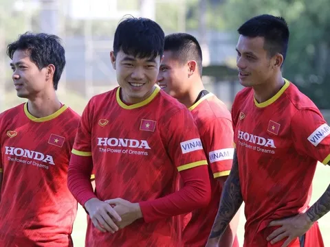 Tuyển Việt Nam đủ quân số, sẵn sàng đấu với Australia