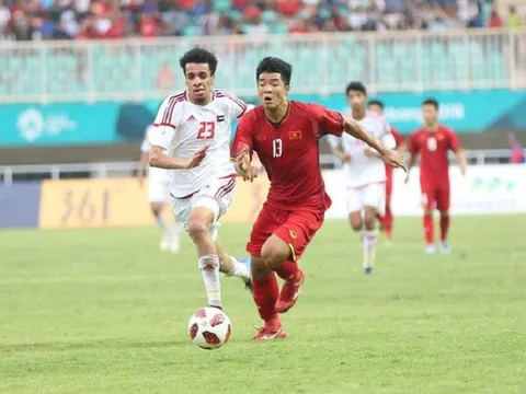 Chuyên gia Việt: "Ông Park phải nghĩ đến việc giữ bài vở trước UAE"