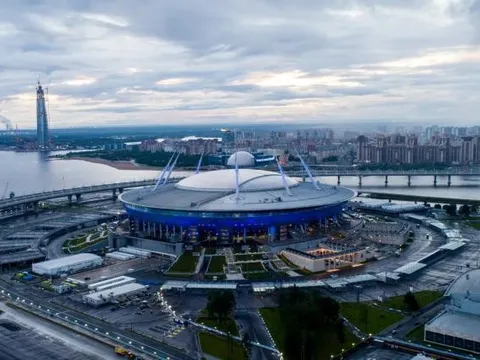 UEFA lên tiếng chuyển chung kết Cúp C1 khỏi nước Nga