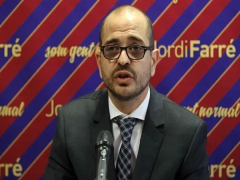 Ứng viên chủ tịch Barcelona lên kế hoạch để Messi rời Camp Nou