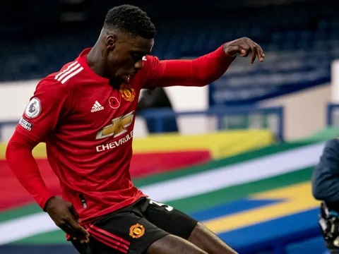Axel Tuanzebe: "Các cầu thủ cũng bất ngờ như các fan vậy"