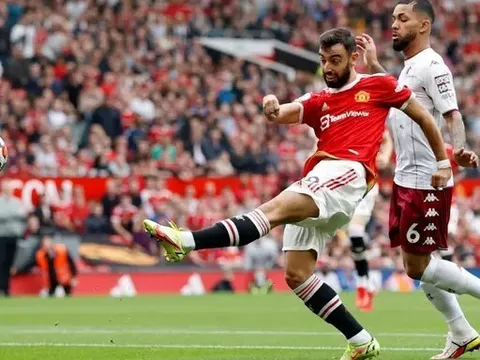 'CĐV Man Utd không thể tin. Cú sốc lớn từ Fernandes'