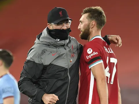 Klopp phải đưa ra quyết định khó khăn về 2 chiến binh của Liverpool