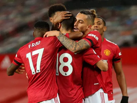 Man Utd và ác mộng ghi bàn tại Old Trafford