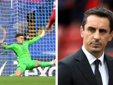 Gary Neville: "Số phận của cậu ấy đã chấm dứt tại Chelsea"