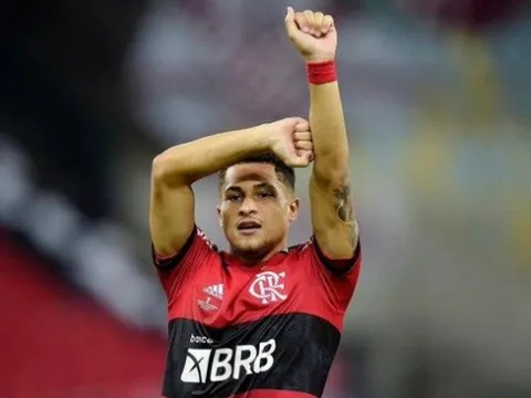 Tiền vệ Brazil công khai muốn gia nhập Liverpool