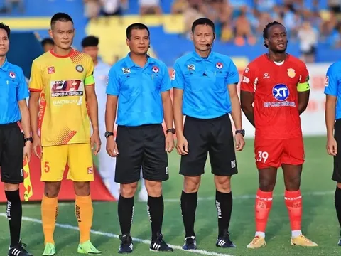 'Sếp' Ban trọng tài lên tiếng về 2 sự cố ở vòng 6 V-League