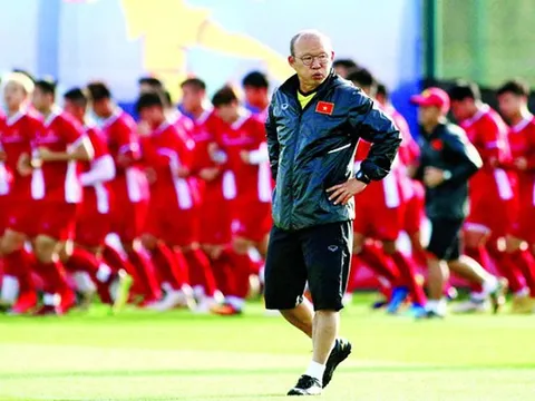 V-League thi đấu tập trung và kết thúc sớm, ĐT Việt Nam hưởng lợi