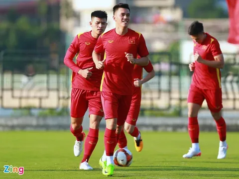 Tiến Linh đá cặp cùng Văn Tùng trước U23 Indonesia