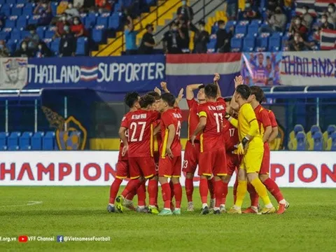 U23 Việt Nam: Thầy mới sắp đến, cháy tiếp thôi...