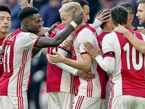 'Điều tuyệt nhất là họ chơi hay hơn dù thiếu cả De Ligt, Schone và De Jong'