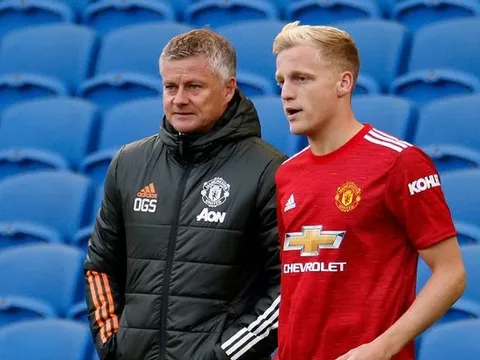Van de Beek đã vượt qua 2 phép thử quan trọng của Solskjaer