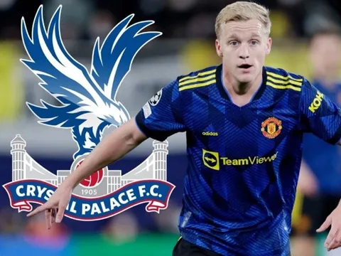 Van de Beek liệu có thể lột xác nếu gia nhập Palace?