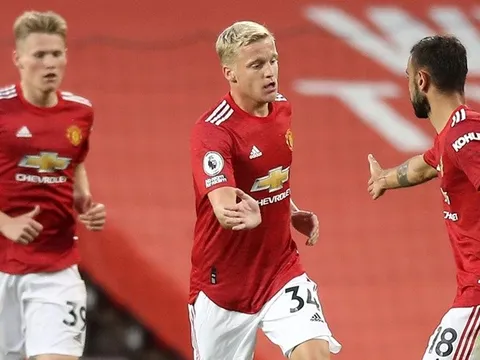 Van de Beek sát cánh Bruno, Man Utd sẵn sàng 'trút giận' lên Luton?