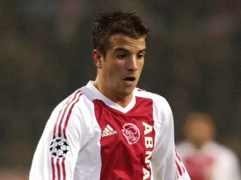 Van der Vaart không bất ngờ khi sao Chelsea tỏa sáng