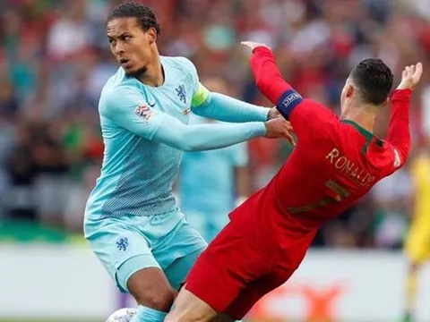Van Dijk: "Ronaldo thực sự là đối thủ của tôi à?"