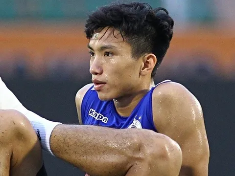 Văn Hậu được đăng ký thi đấu với Nam Định