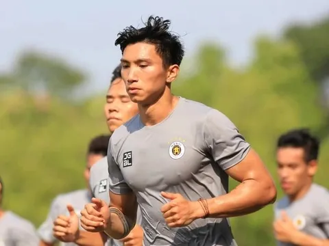 Văn Hậu trở lại đội hình CLB Hà Nội sau gần 2 năm