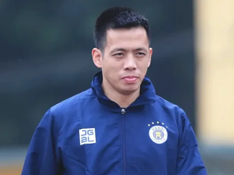 Văn Quyết giúp CLB Hà Nội đánh bại U23 Việt Nam