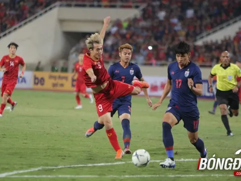 Văn Toàn đi bóng như tên bay trong ngày ĐT Việt Nam bị Thái Lan cầm chân