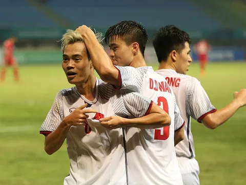 Vắng Công Phượng, thầy Park chọn nhân tố nào để thay thế?