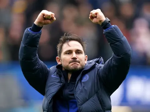 Vắng mặt ở màn đại chiến, tân binh Chelsea vẫn được Lampard "đưa lên mây"