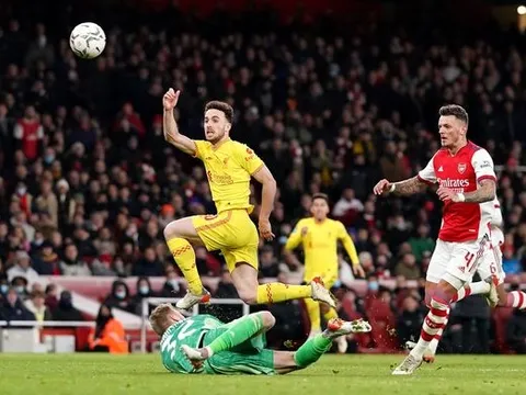 Vắng Salah-Mane, Klopp chỉ ra tiền đạo đẳng cấp thế giới khác của Liverpool