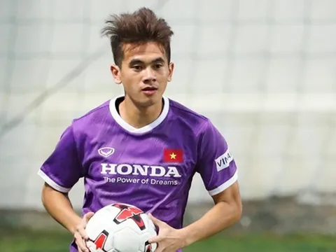 ĐT Việt Nam bổ sung 3 cái tên, thầy Park tính toán điều gì?