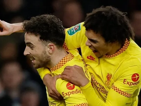 Vào chung kết, sao Liverpool gửi chiến thư đến Chelsea