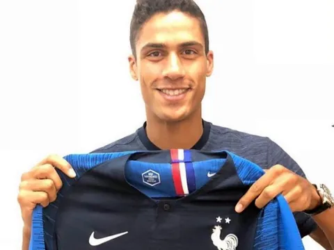 Vụ Varane tới Man Utd trở nên rõ ràng