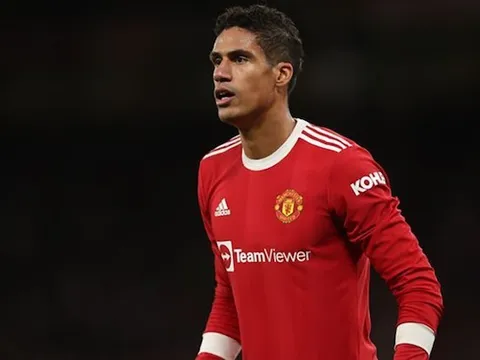Raphael Varane phá vỡ im lặng sau thất bại ở Champions League